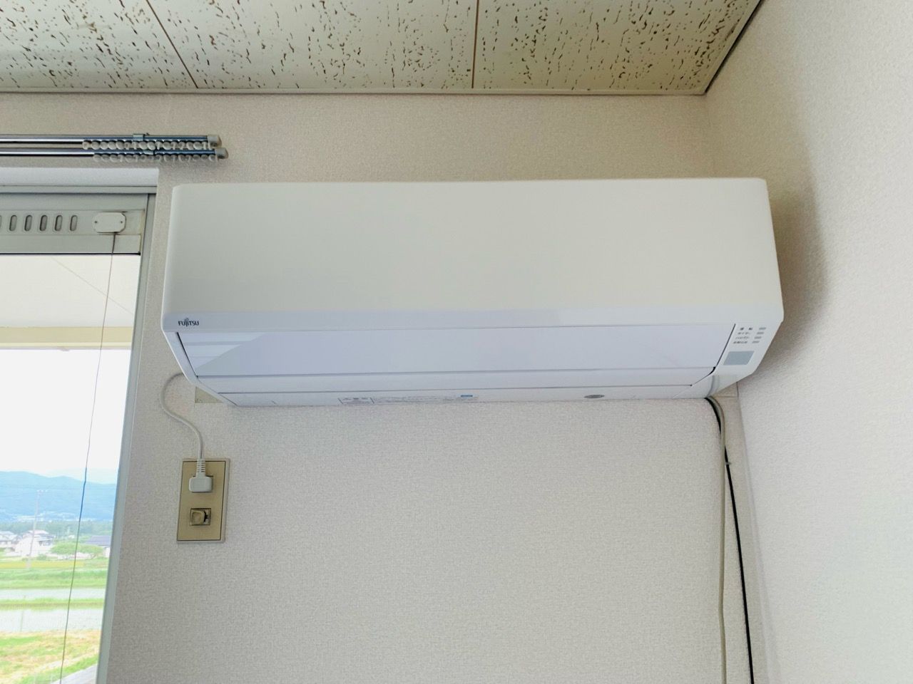 洋室6帖①エアコン