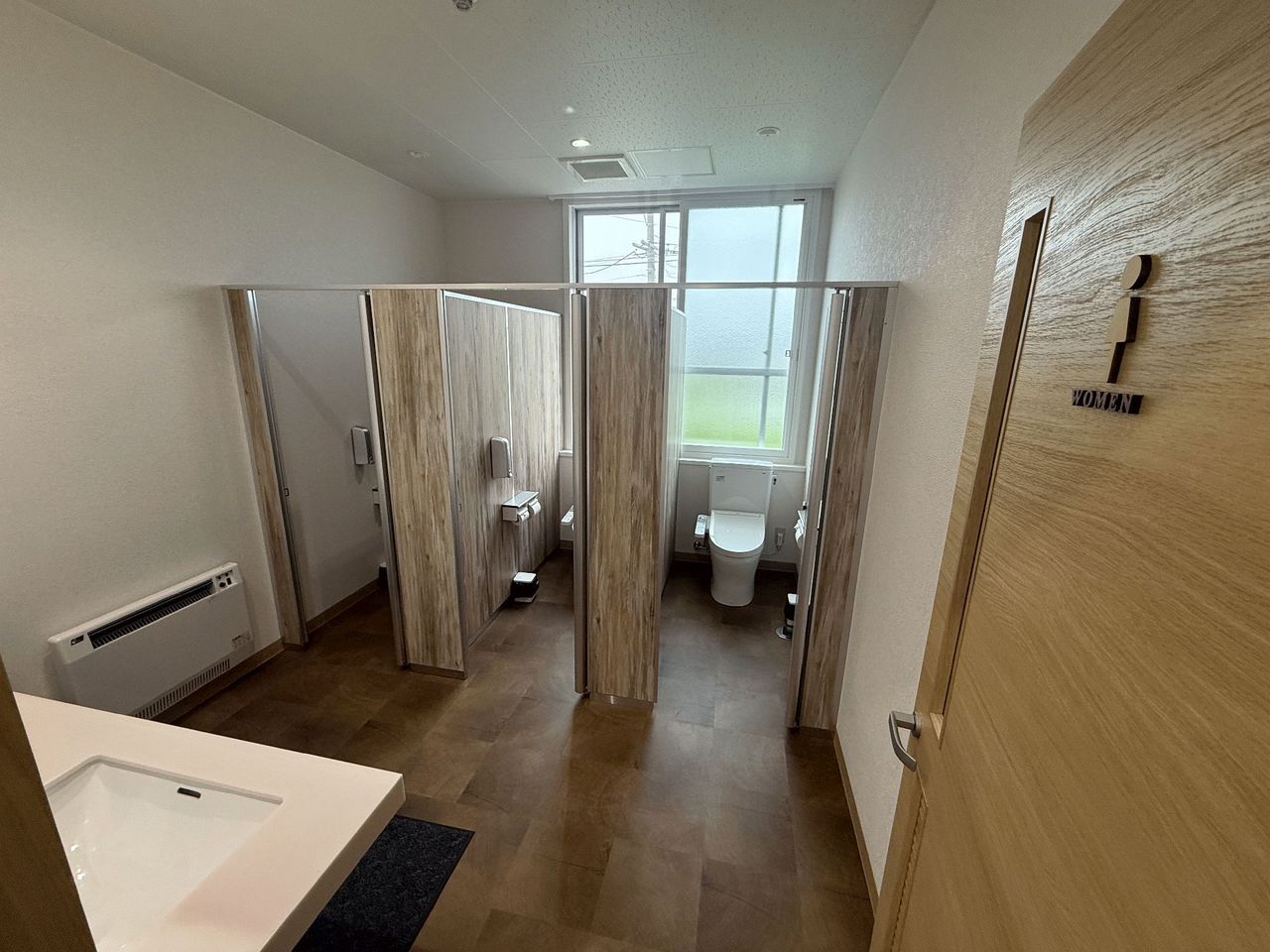 共用トイレ(女子)