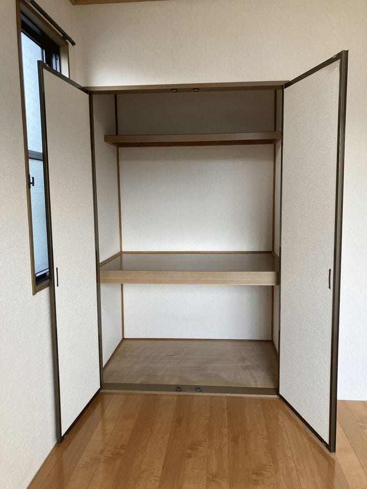 洋室6帖(西側)_収納