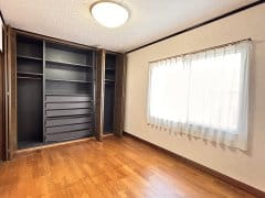 洋室7.8帖