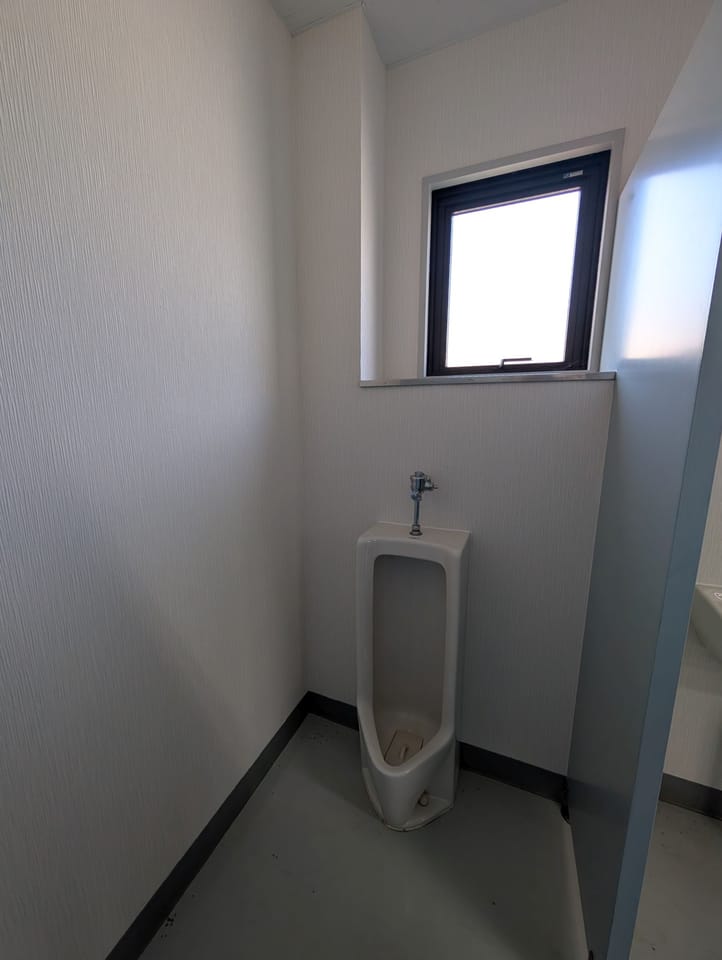 男性トイレ