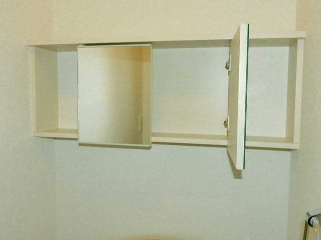 トイレ戸棚