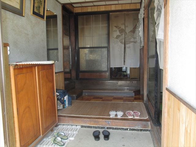 玄関
