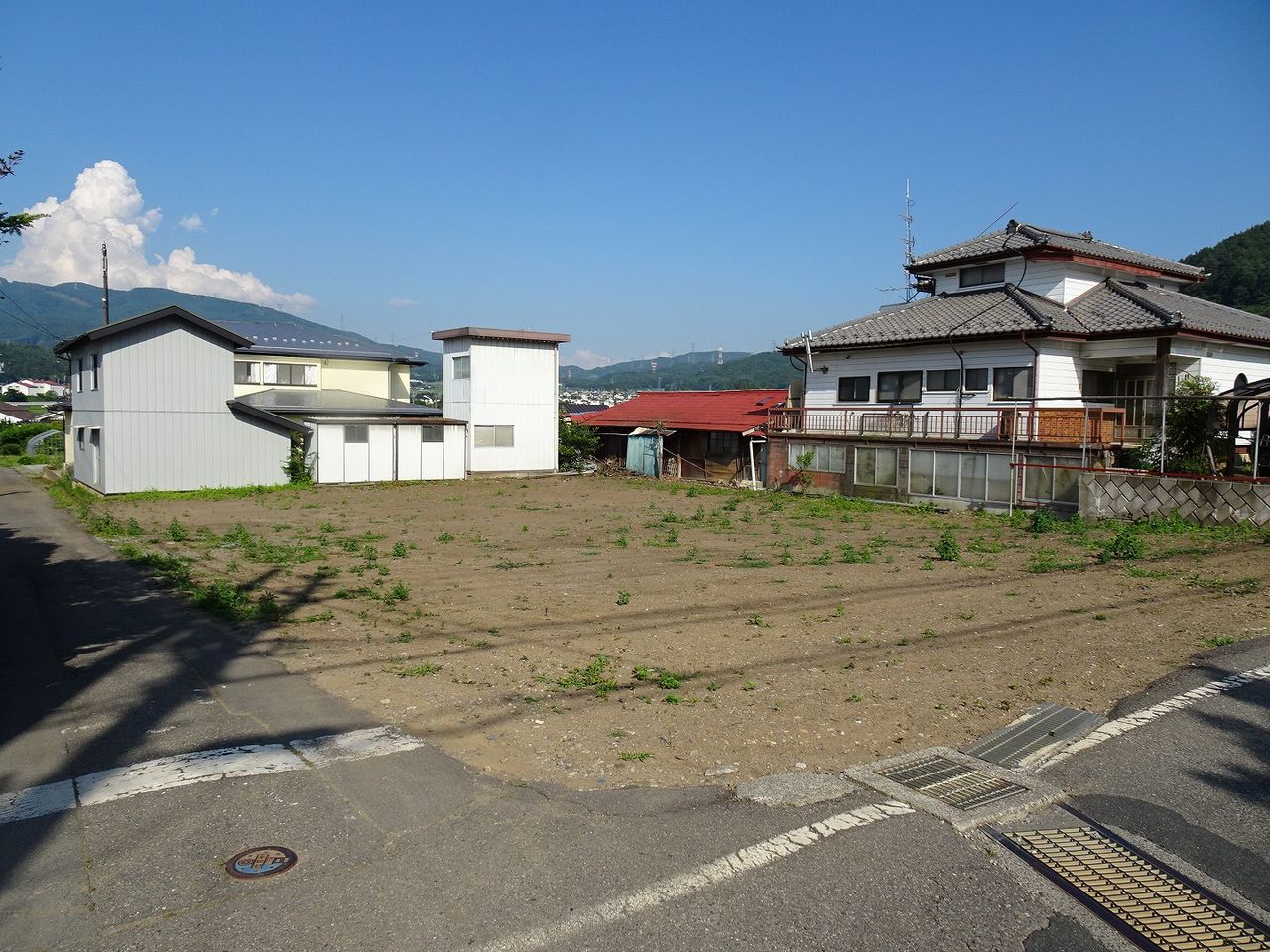 北西側より