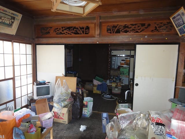 二間続きの和室(残存物は片付けます)