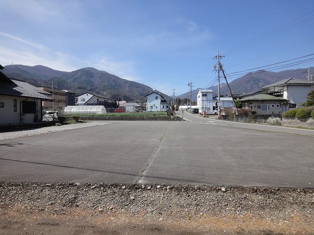 東端から西方向です。