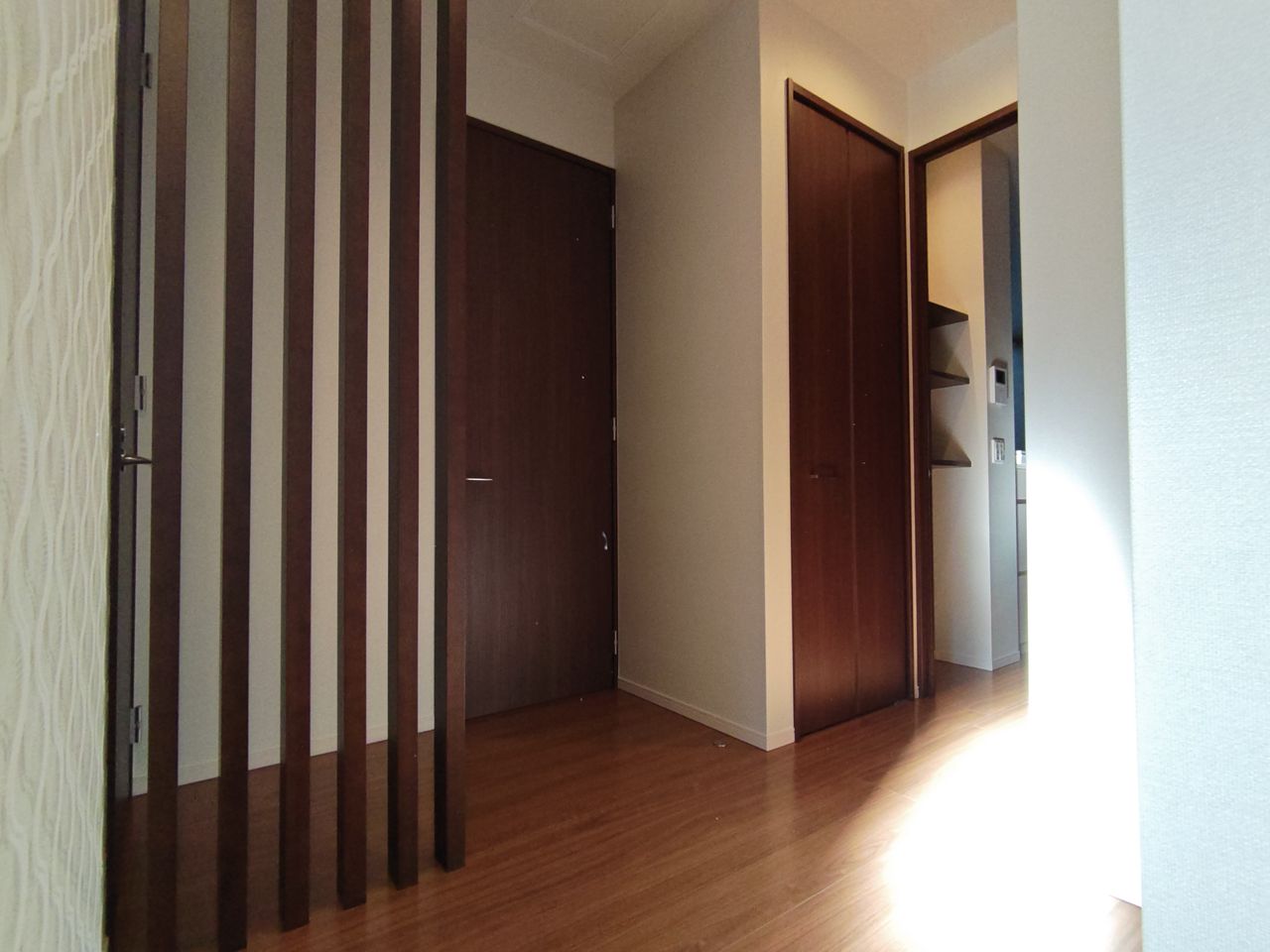 玄関ホール廊下部分