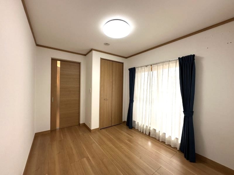 洋室 5.4帖