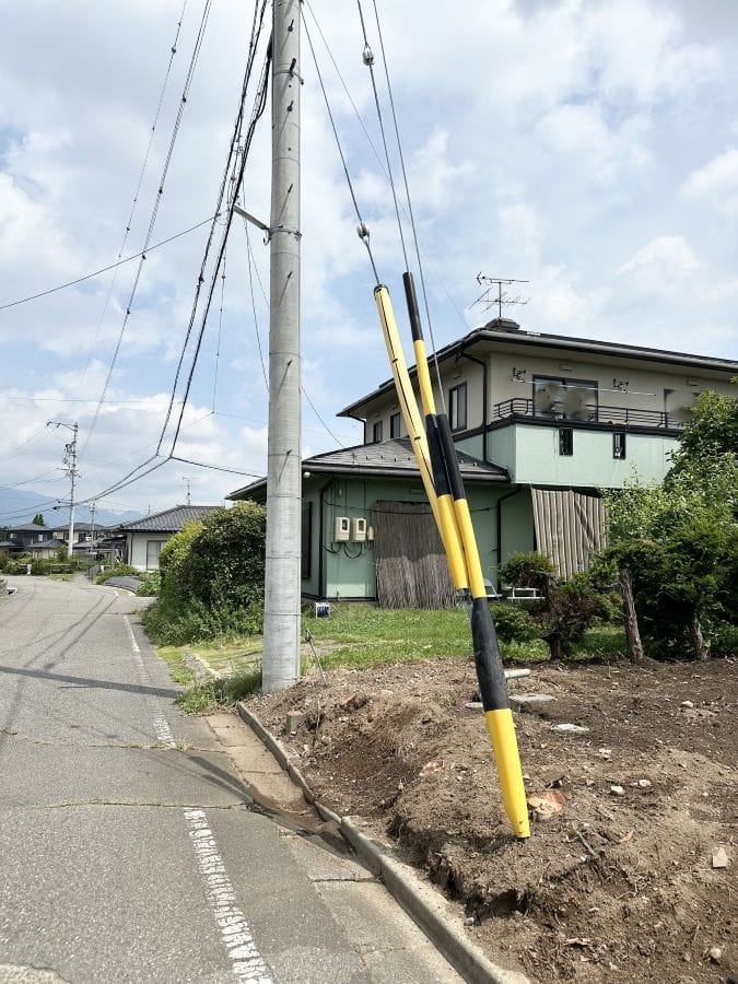 前面道路(西)