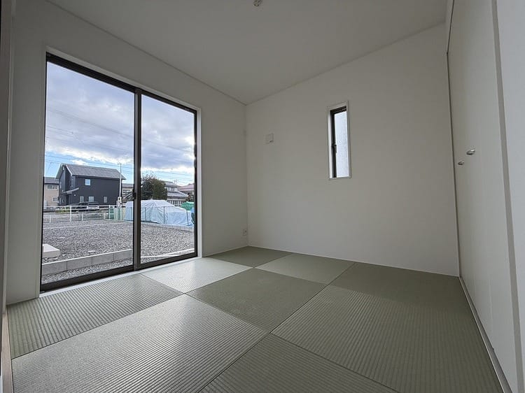 1階:洋風和室4.5帖