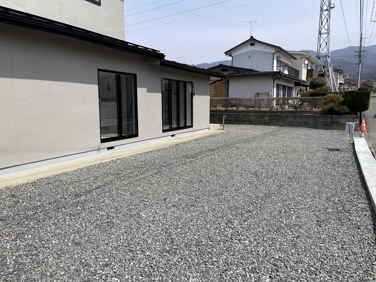 駐車スペース3台分