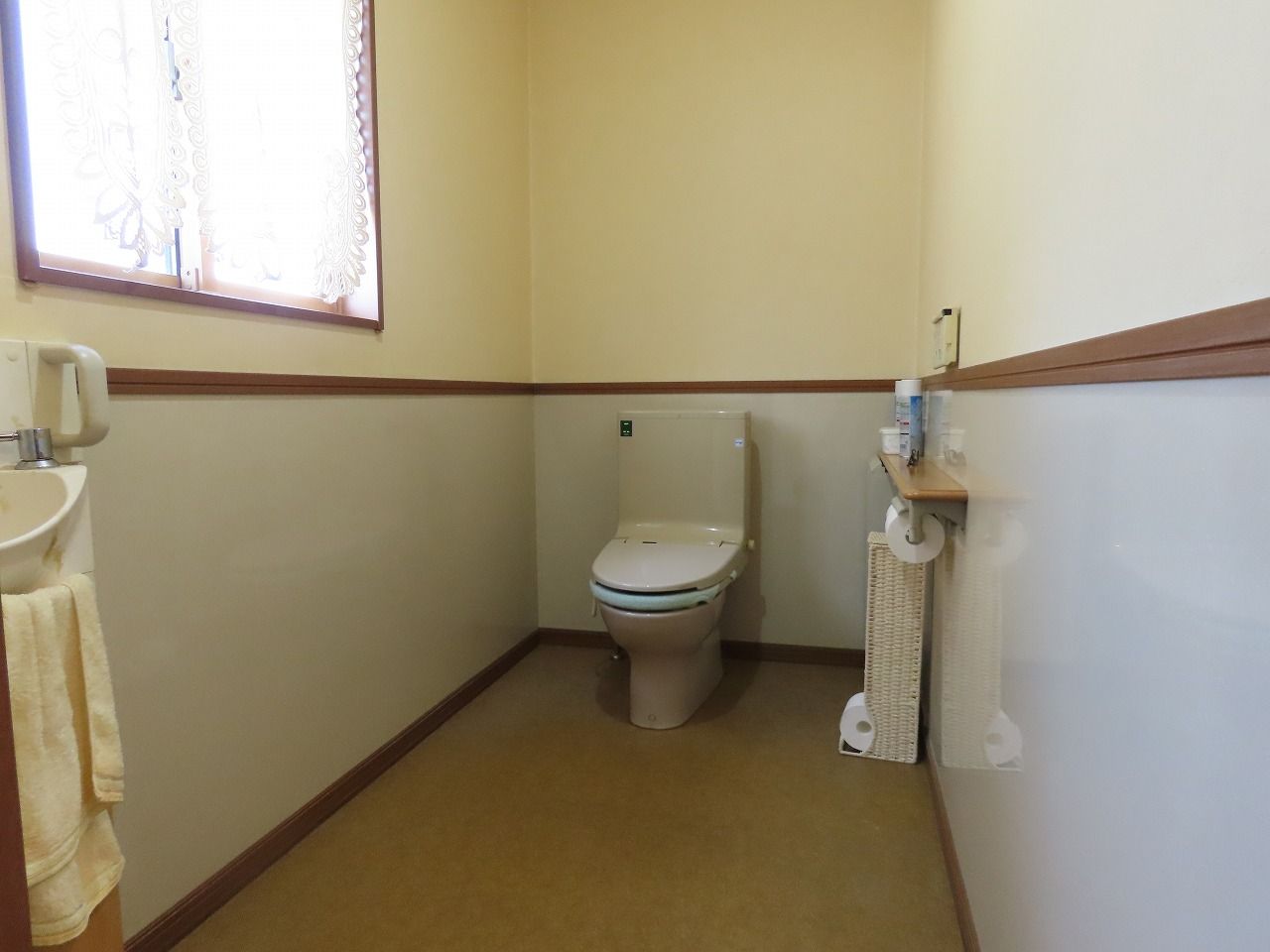 1階:トイレ