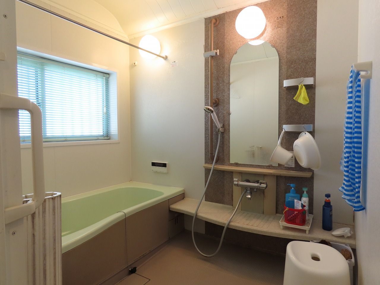 1階:浴室
