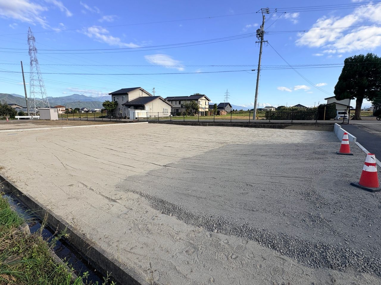 進入路付近(北側より撮影)