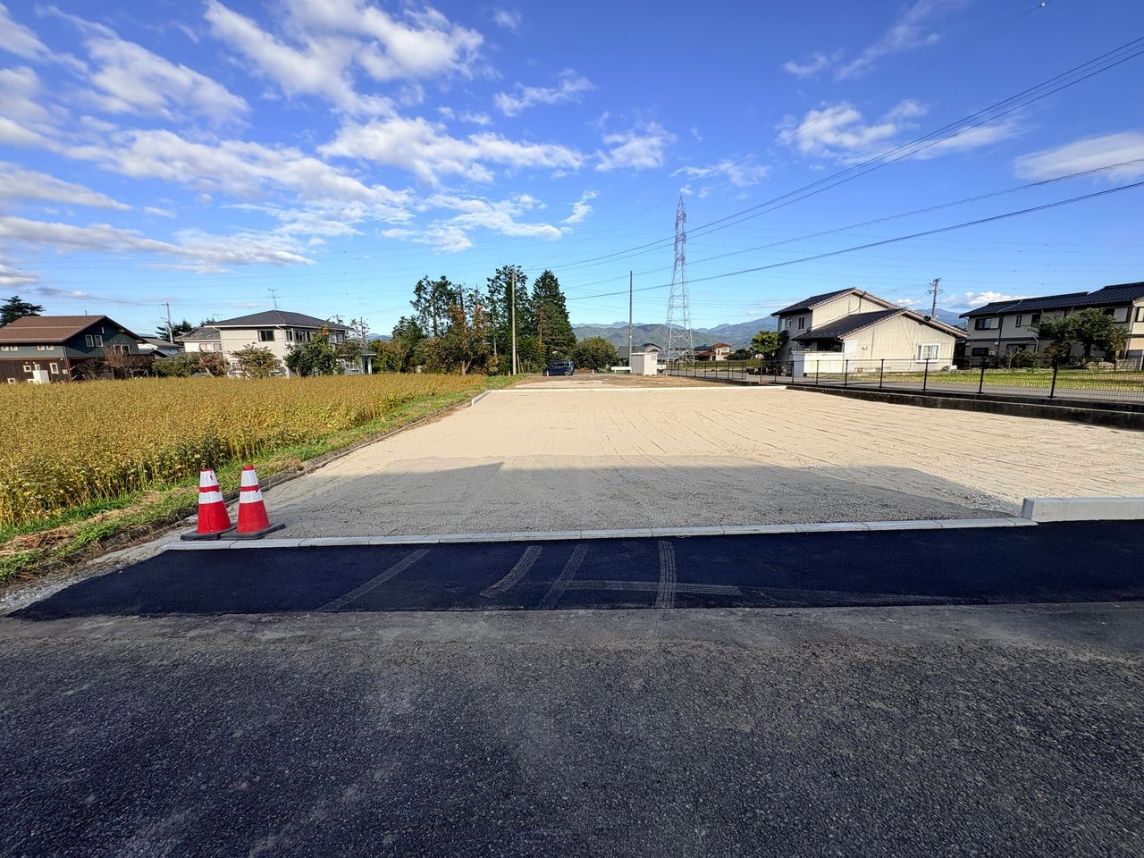 進入路西側