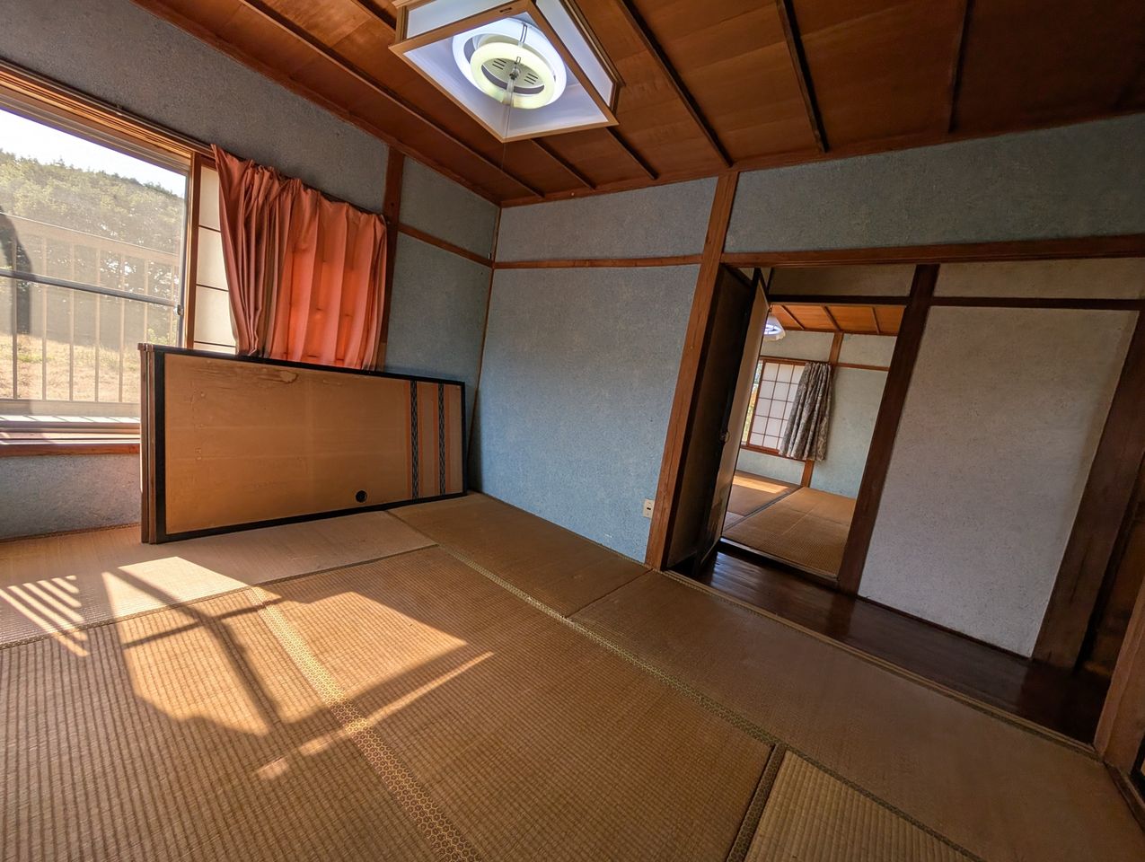 2階も日当たり良い感じ