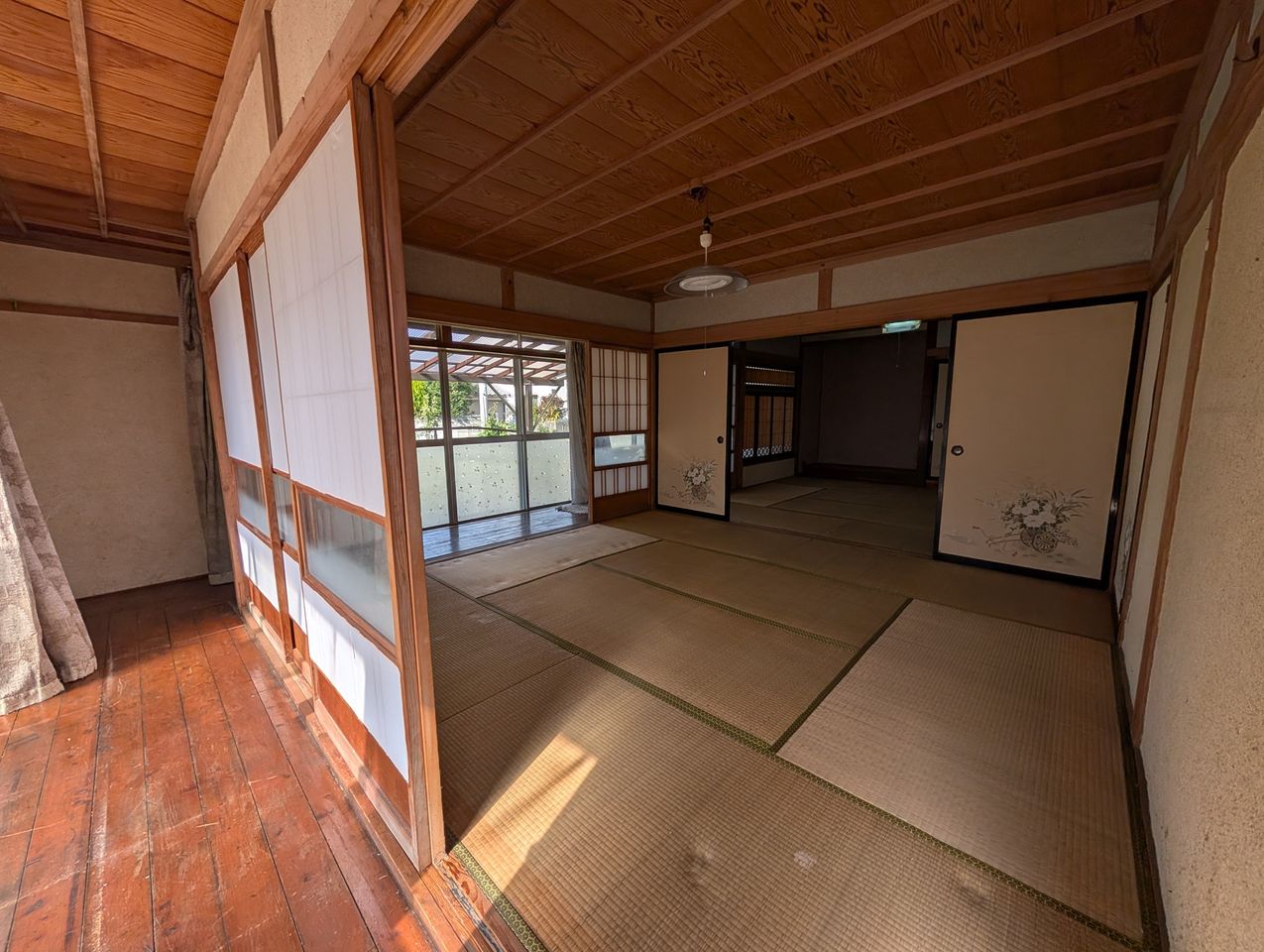 お座敷始まります。