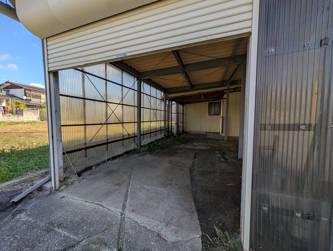 何故?か車庫ある