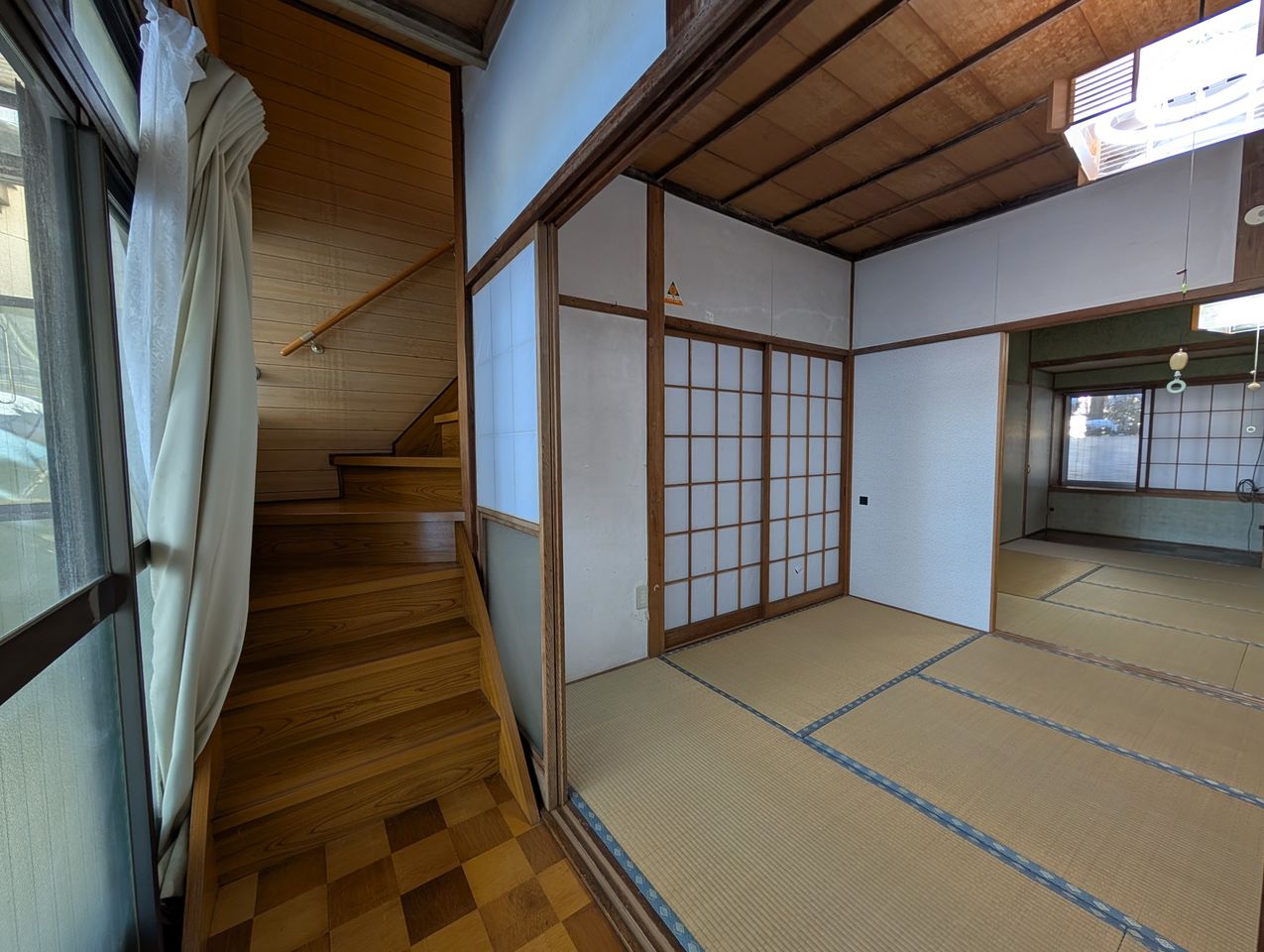 増築の2階へはしゃごうよパラダイス