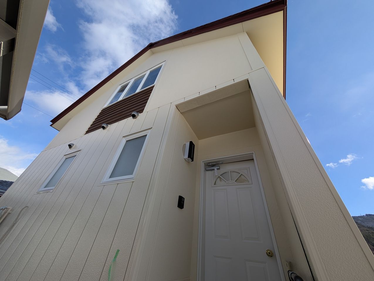 かわいい玄関ドア