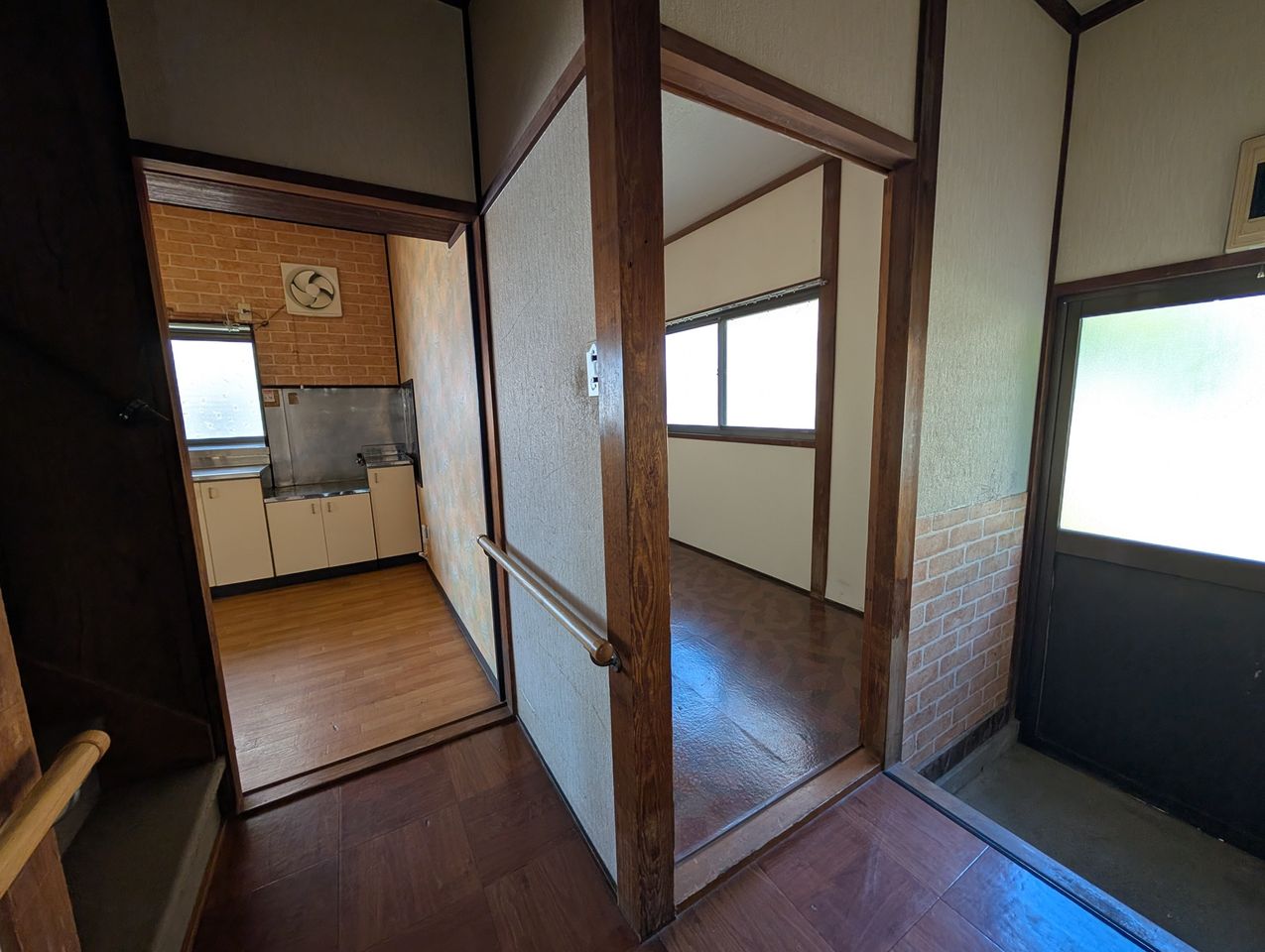 裏口入室即納戸