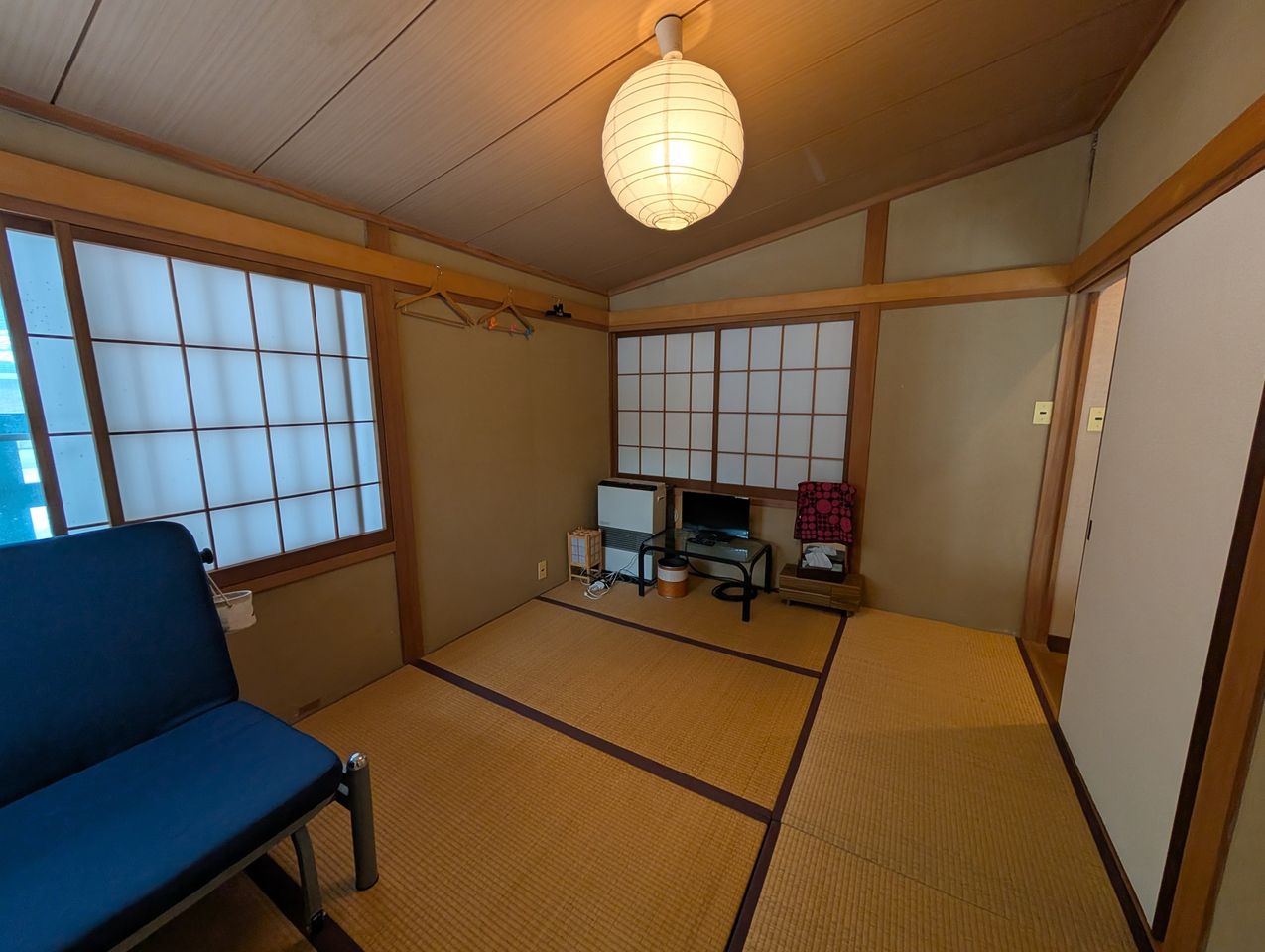 出ましたこの照明