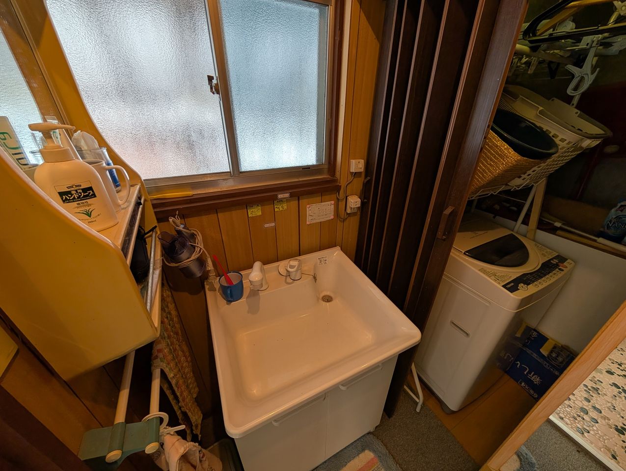 洗濯はそっちです