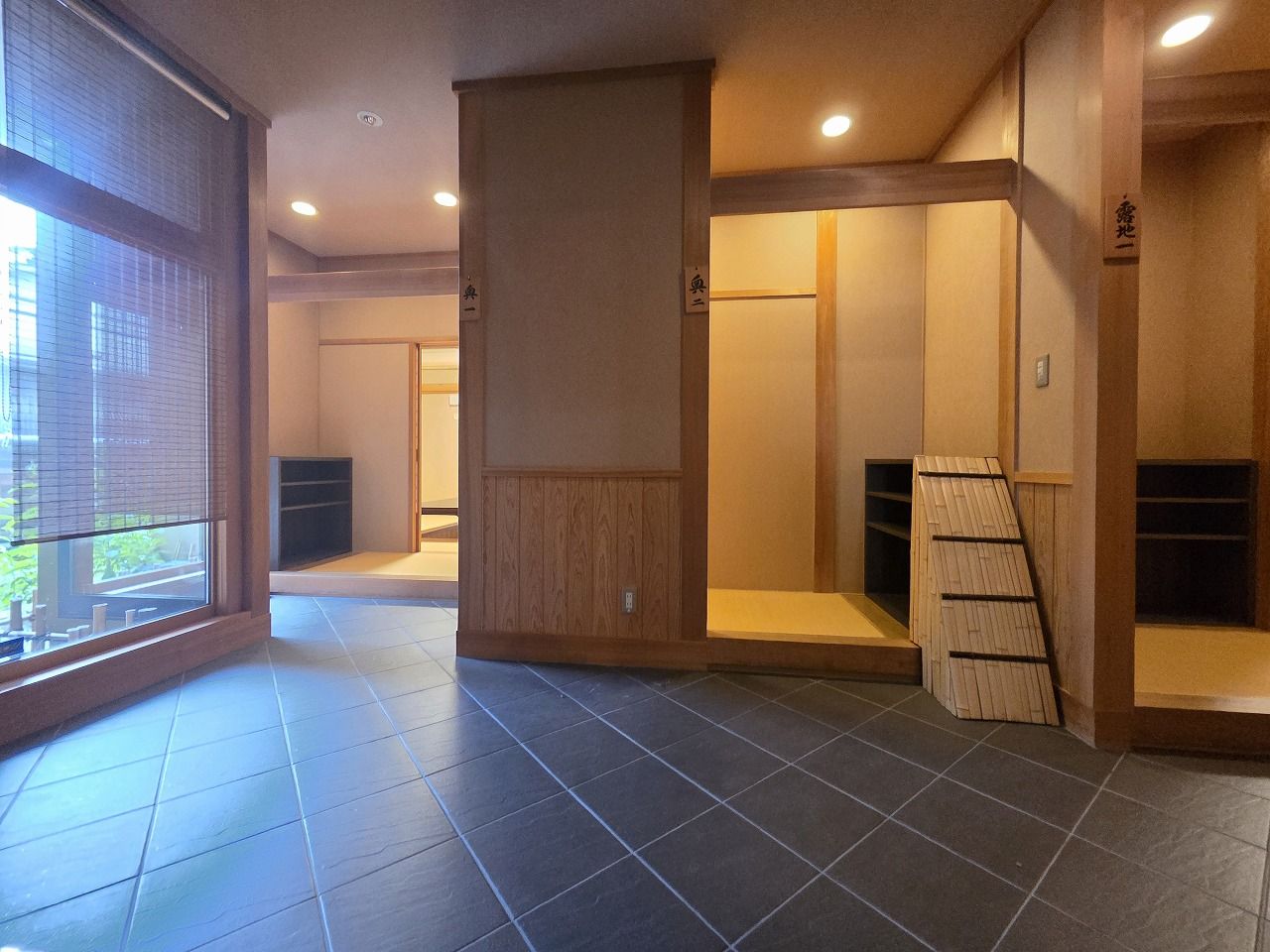 奥座敷 踊り場