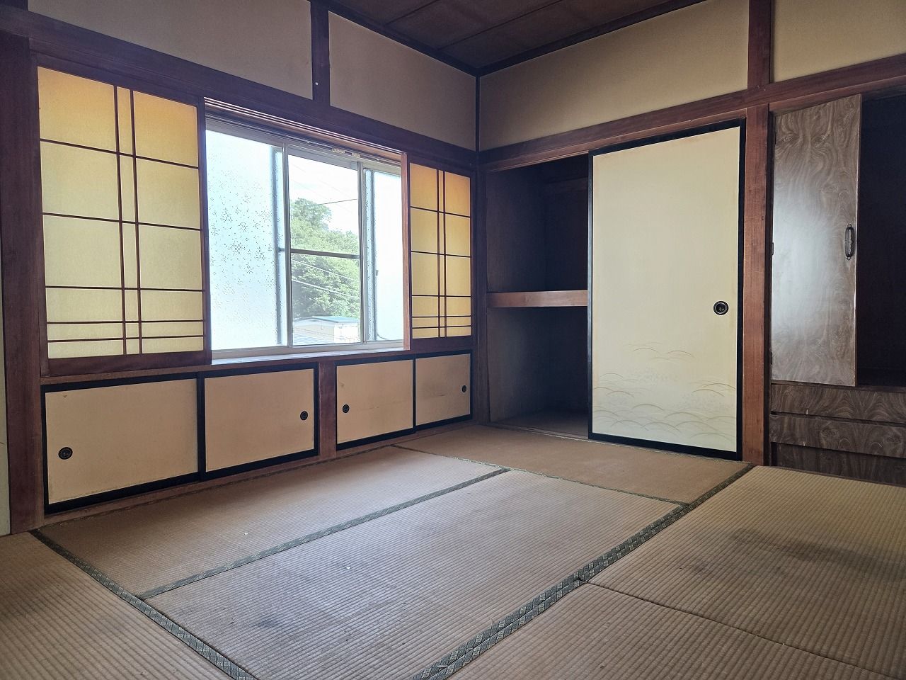 北側建物 和室6帖