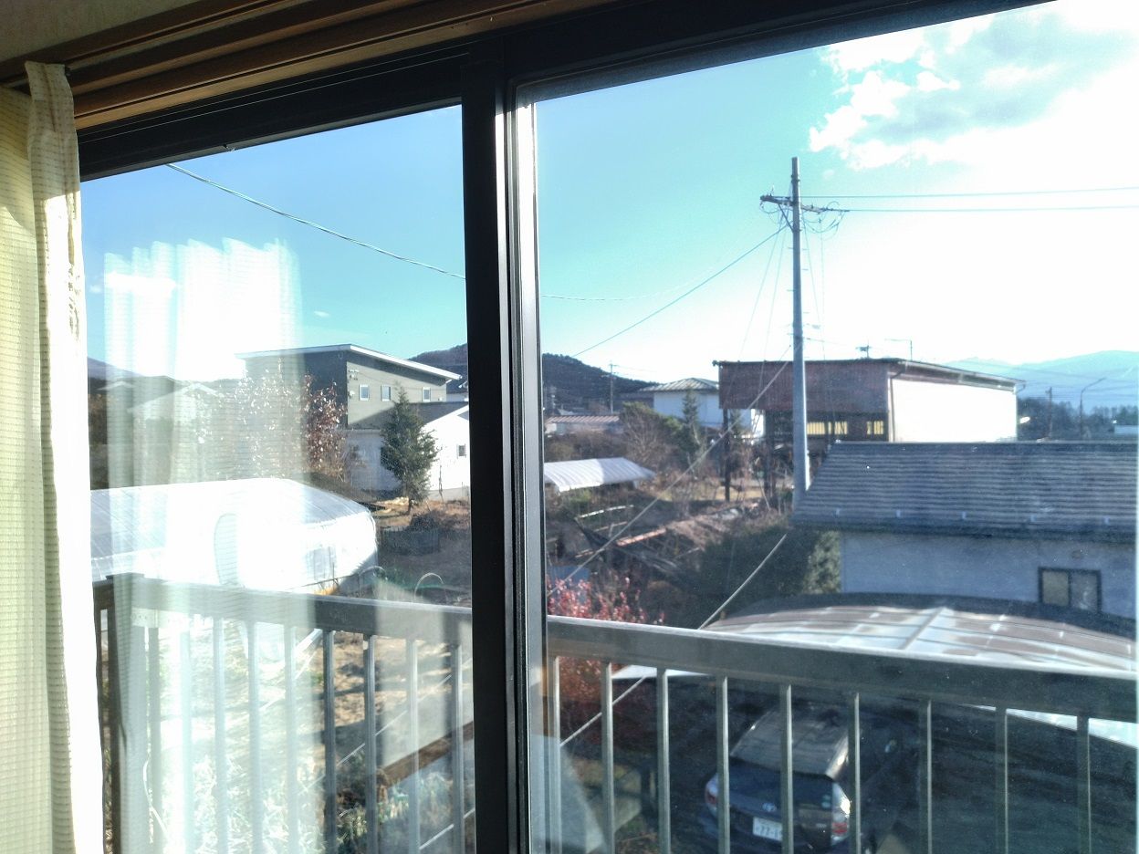 2階洋室より南側眺望