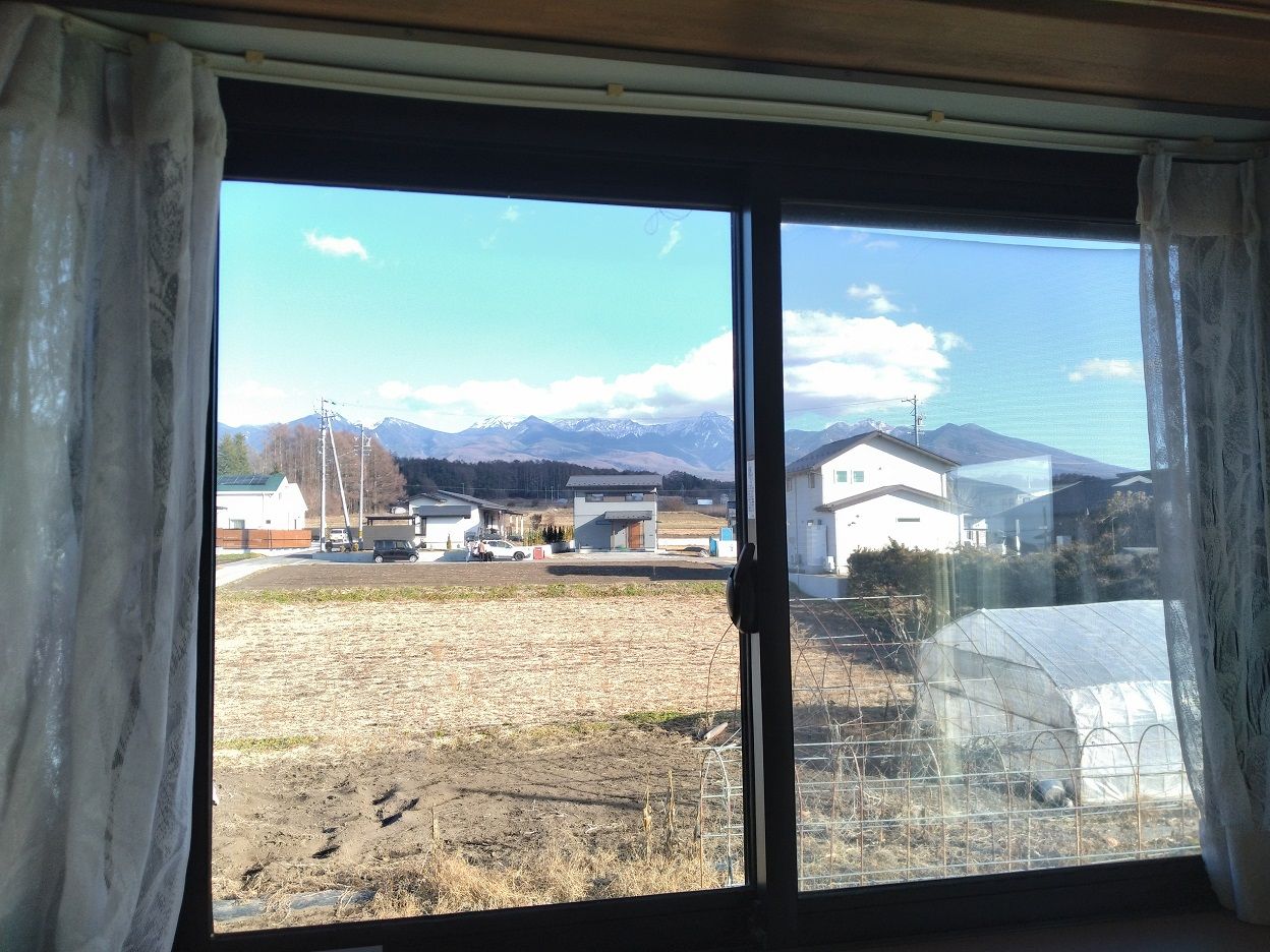 2階洋室より八ヶ岳方向