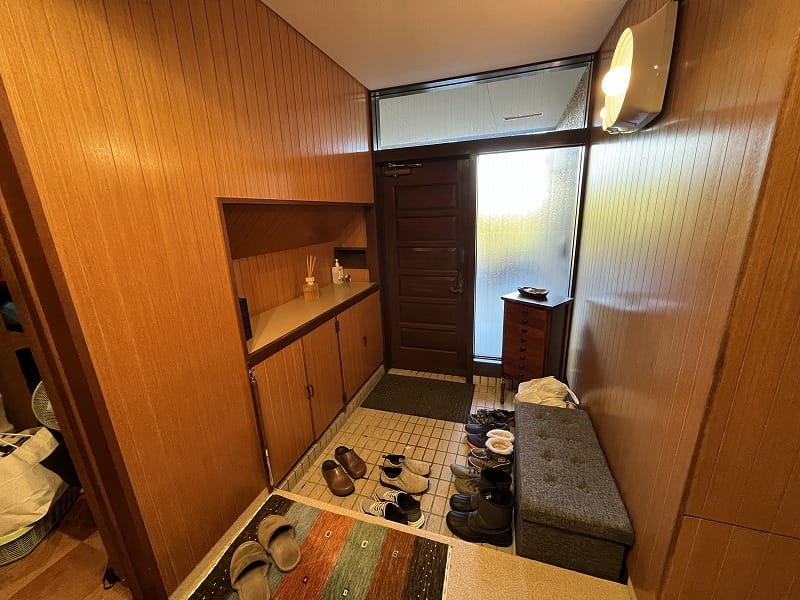 玄関ドア(内側から)