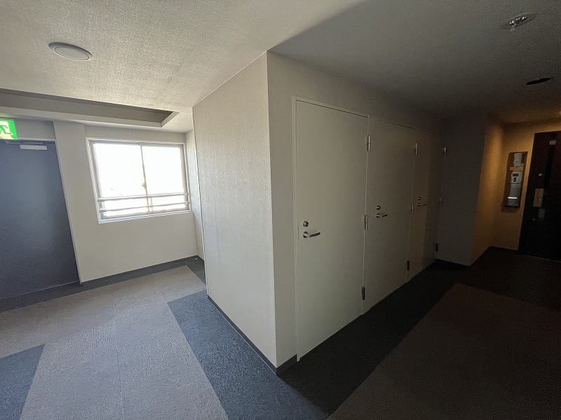 同一階にあるトランクルームはとても有難い