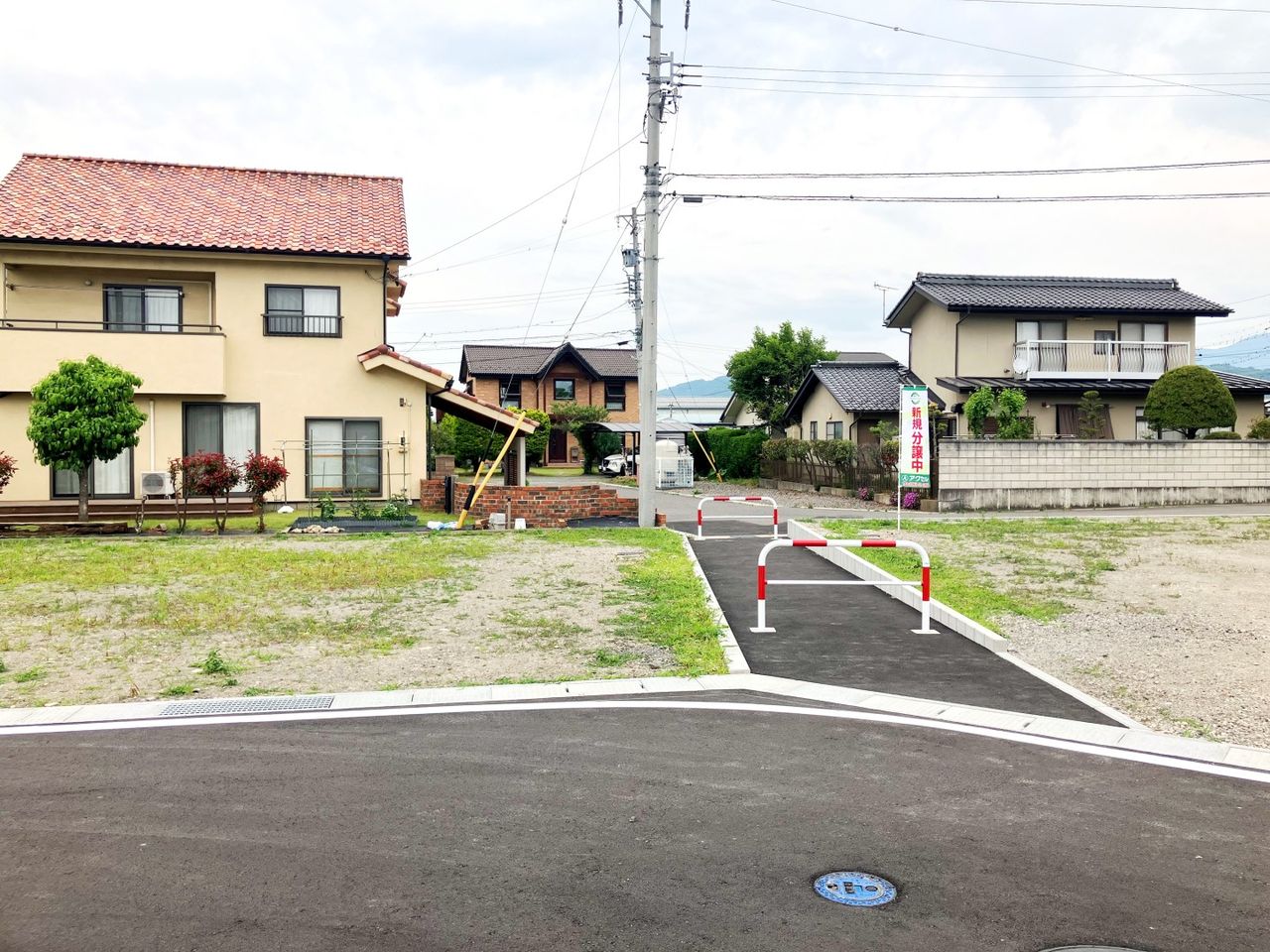 東側通路