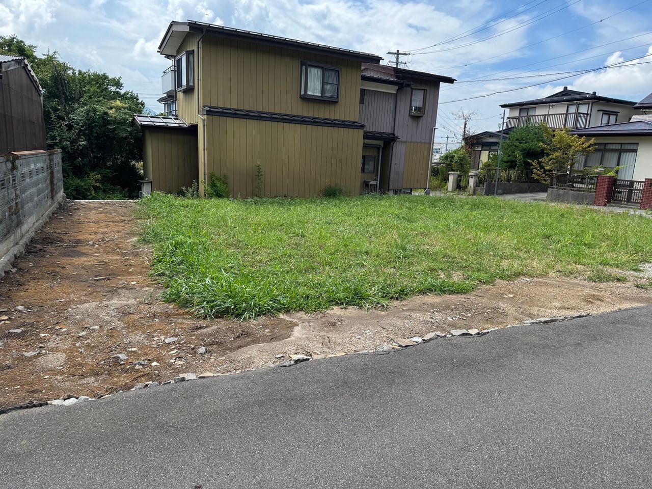 東南側から