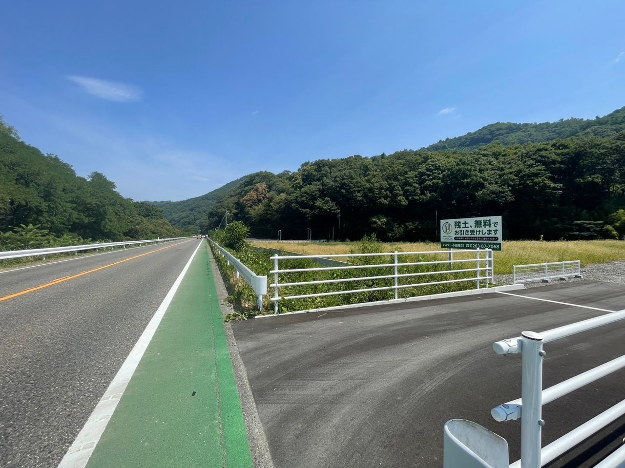 南西から撮影(入口側)