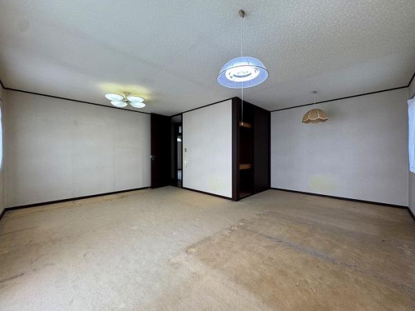 2階南東側・洋室