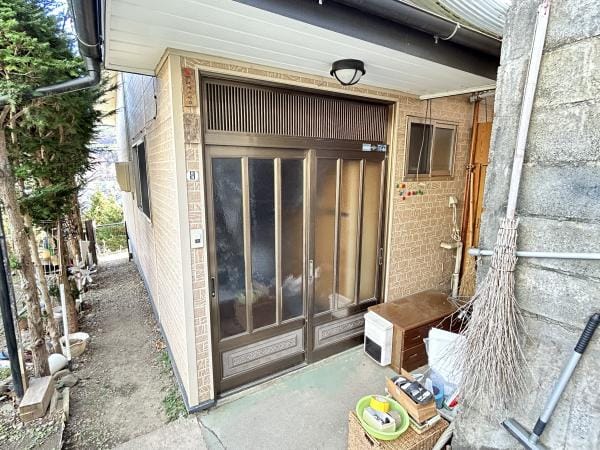 現況・玄関外部