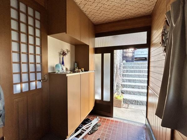 現況・玄関内部