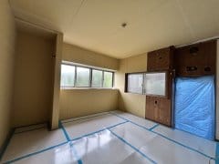 1階洋室 リフォーム中
