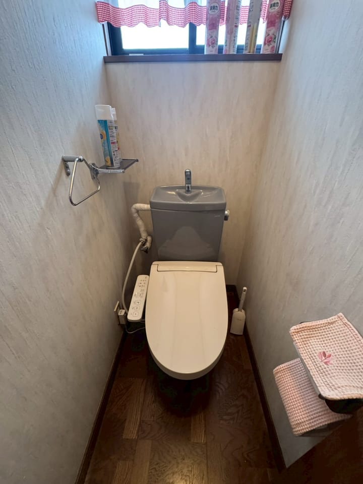1階トイレ