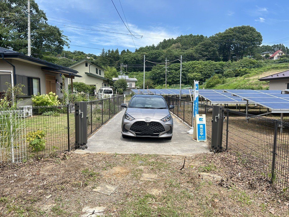 駐車場(縦列に2台)