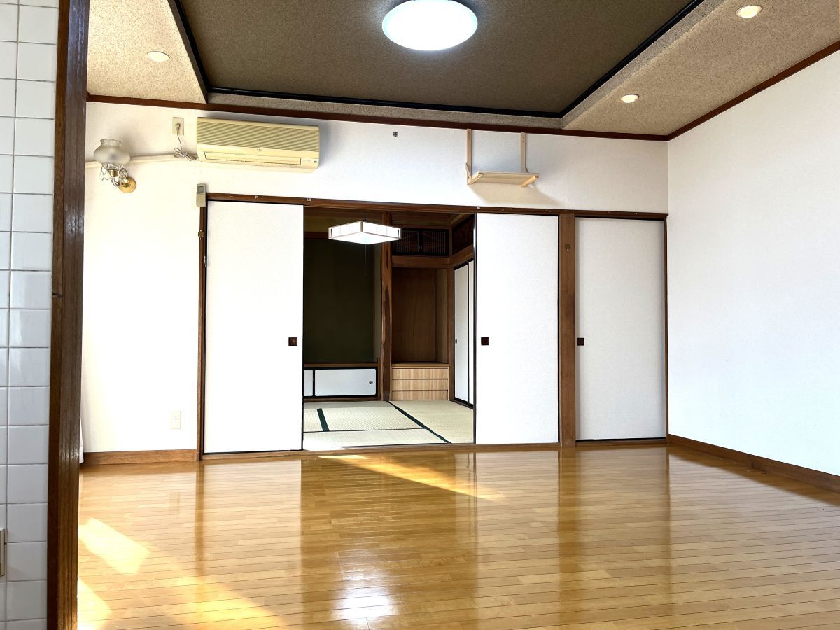 LDKから和室への続き間